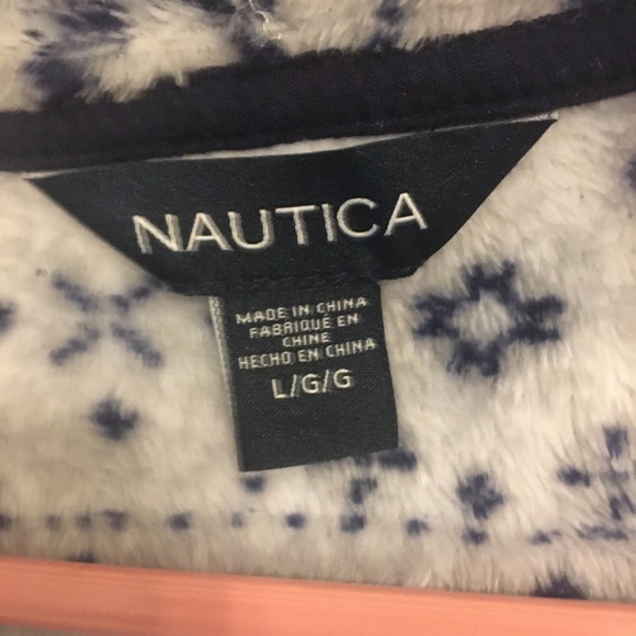 NICE WARM ROBE - Picture 2 of 2